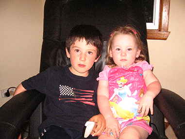 zach & samantha in chair